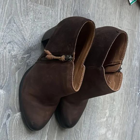 Sperry Top-Sider Dasher Lille Dark Ankle Bootie, Brown - Picture 5 of 10